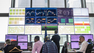 Borsa: Europa brillante, sale Wall Street, Milano +1,25%