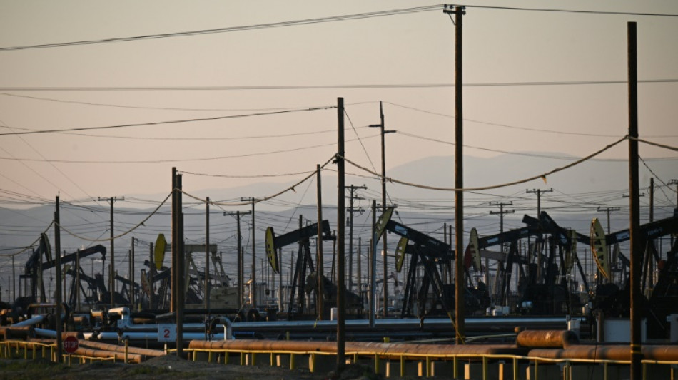 Fuerte e inesperado aumento de las reservas comerciales de petr&oacute;leo en EEUU (+4,3 millones de barriles)