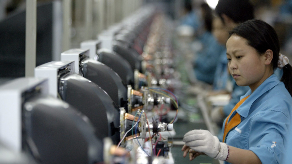 Sale l'indice manifatturiero in Cina, cala in Russia