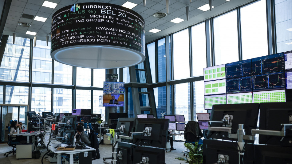 Borsa: faro Europa su dazi Trump, listini all'insegna cautela