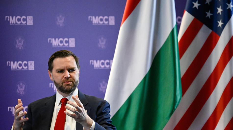Vance, 'da Orban a sostegno di alleato fedele, non per portarlo alla vittoria'