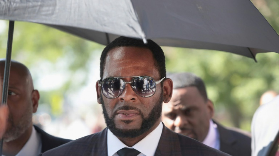 Le chanteur R. Kelly reconnu coupable de pédopornographie