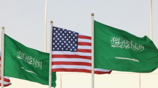 Trump starts Gulf trip in Saudi eyeing deals