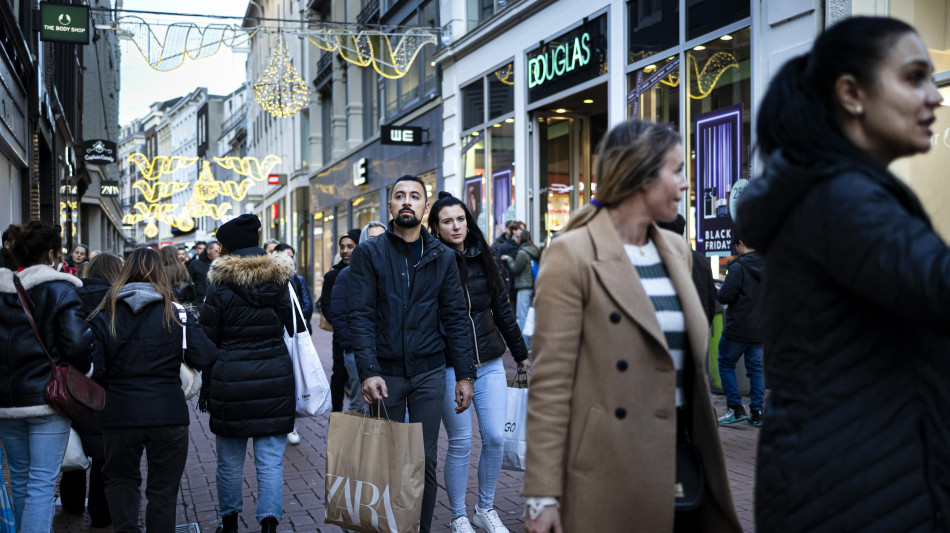 Italia pi&ugrave; pessimista, peggiora fiducia di consumatori e imprese