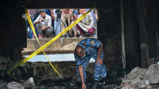 El balance del accidente de avi&oacute;n sobre una escuela de Banglad&eacute;s sube a 27 muertos