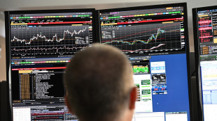 Borsa: l'Europa apre debole, Francoforte cede lo 0,41%
