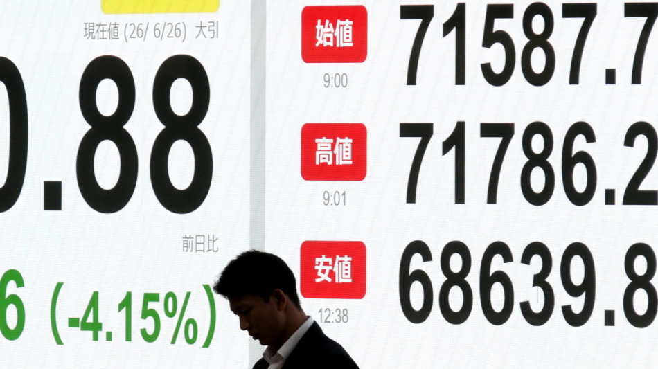 Borsa: l'Asia debole con i tecnologici, poco mosso il petrolio
