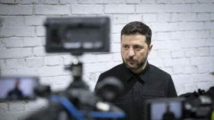 Zelensky sente Trump, 'colloquio produttivo'