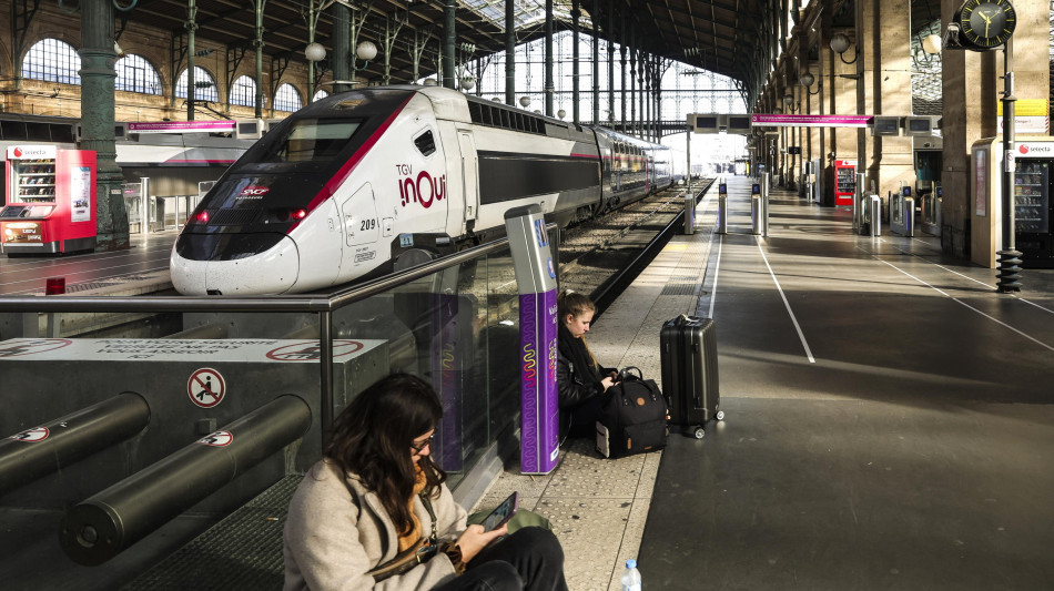 Treni Parigi-Milano interrotti per 'diversi giorni'
