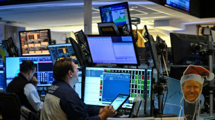 Wall Street reste prudente apr&egrave;s une semaine marqu&eacute;e par des records
