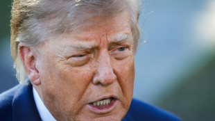 Trump contestato anche in South Carolina, 'manifestanti pagati'