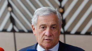 Tajani, 'con Israele tenere dialogo, sanzioni velleitarie'