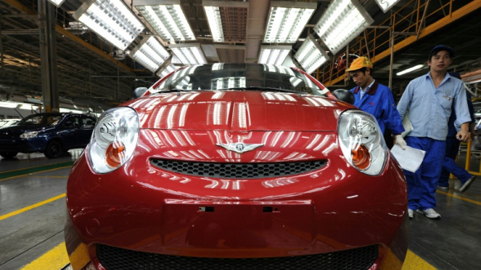 Asian markets slide as traders prepare for key US data