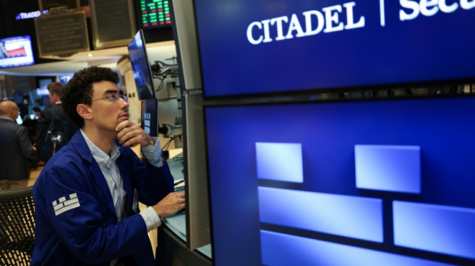 Wall Street termine en hausse, nouveaux records en cl&ocirc;ture pour le S&P 500 et le Nasdaq