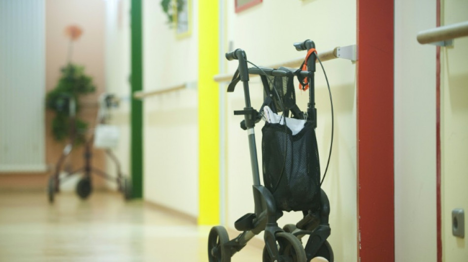 Vor Treffen von Bund-Länder-Kommission: Verbände fordern grundlegende Pflegereform