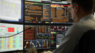 Borsa: Milano chiude in positivo, Ftse Mib +0,07%