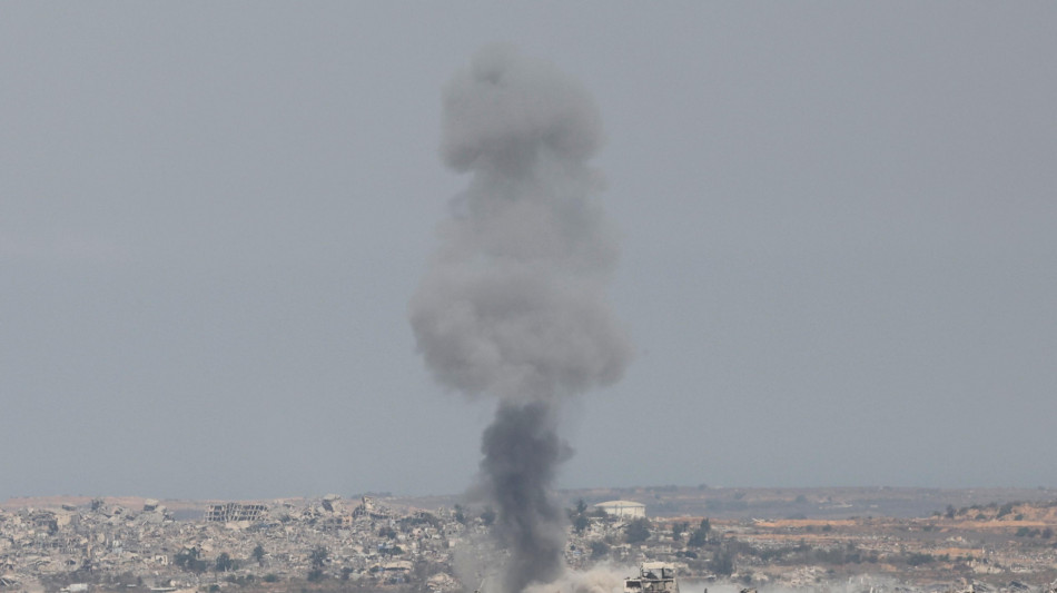 Al Jazeera, 72 morti nei raid israeliani a Gaza dall'alba