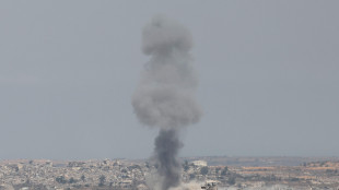 Al Jazeera, 72 morti nei raid israeliani a Gaza dall'alba