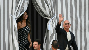 Iates, estrelas e VIPs inundam Veneza para casamento de Jeff Bezos