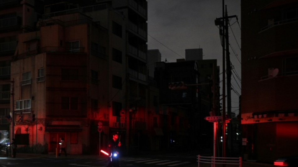 Un violent s&eacute;isme de magnitude 7,3 a secou&eacute; l'est du Japon