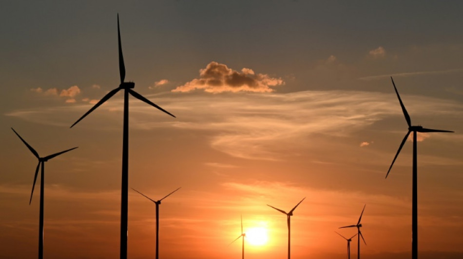 F&uuml;r Windr&auml;der ist k&uuml;nftig weniger Abstand zu Drehfunkfeuern und Wetterradaren n&ouml;tig