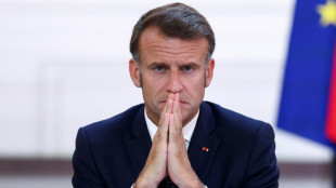 Macron va fixer de nouvelles ambitions de d&eacute;fense face aux menaces