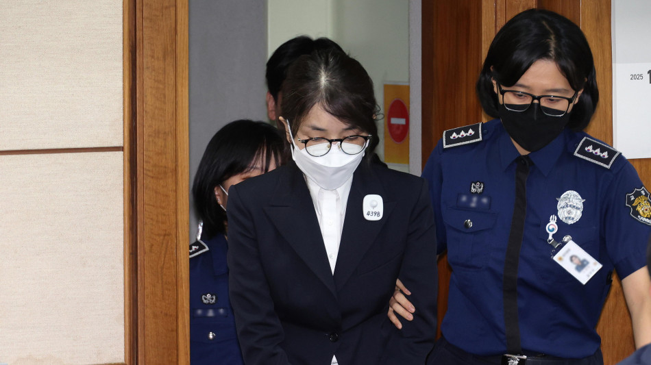 Seul, 20 mesi di carcere all'ex first lady Kim Keon-he per corruzione