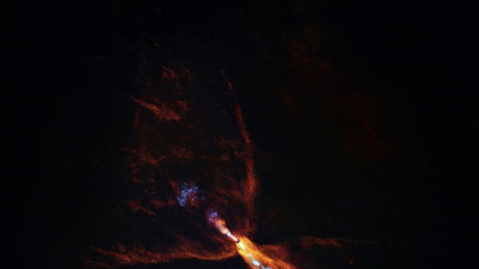 Des astronomes observent la naissance d'un syst&egrave;me solaire