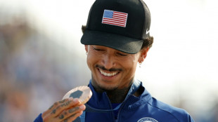 Atleta de Paris-2024 protesta por medalha 'danificada', organizadores v&atilde;o substitu&iacute;-la