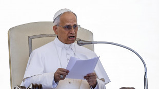 Il Papa, bulimia da social, la nostra societ&agrave; &egrave; malata
