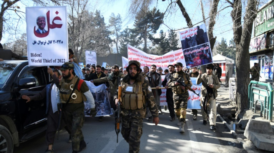 Protesta en Afganist&aacute;n contra decisi&oacute;n de EEUU de incautar fondos de Kabul