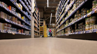 Agroalimentaire: sept associations accusent les supermarch&eacute;s de "brader" la sant&eacute; des consommateurs