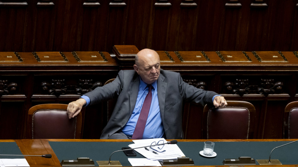 Pichetto, piano da 9,3 miliardi sostegno a famiglie-imprese