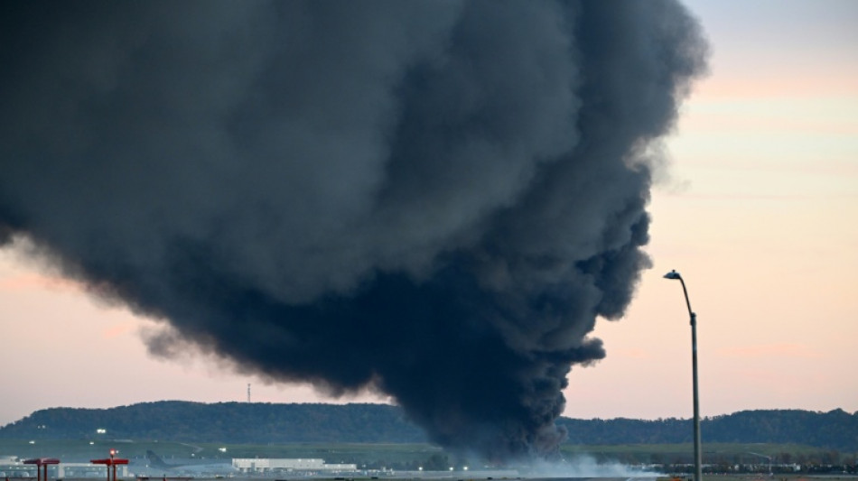 Un avion-cargo s'écrase aux Etats-Unis, au moins sept morts