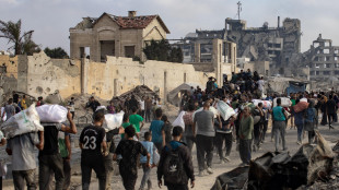 Hamas, fuoco israeliano vicino centro aiuti, 21 morti